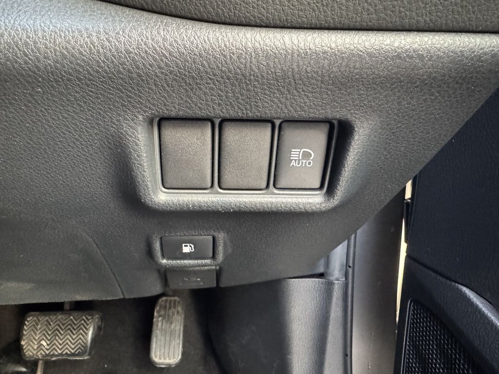 Used Toyota C-HR 2020 for sale - 77007126: Photo 37