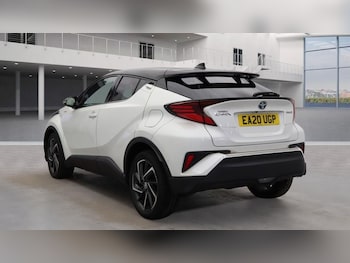Used Toyota C-HR 2020 for sale - 77153899: Photo