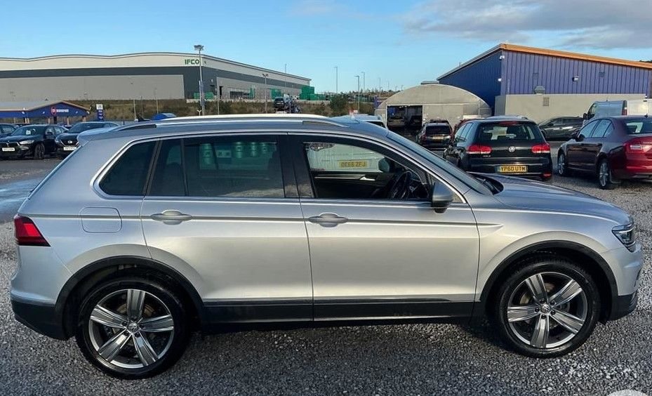 Used Volkswagen Tiguan 2020 for sale - 76711091: Photo 2