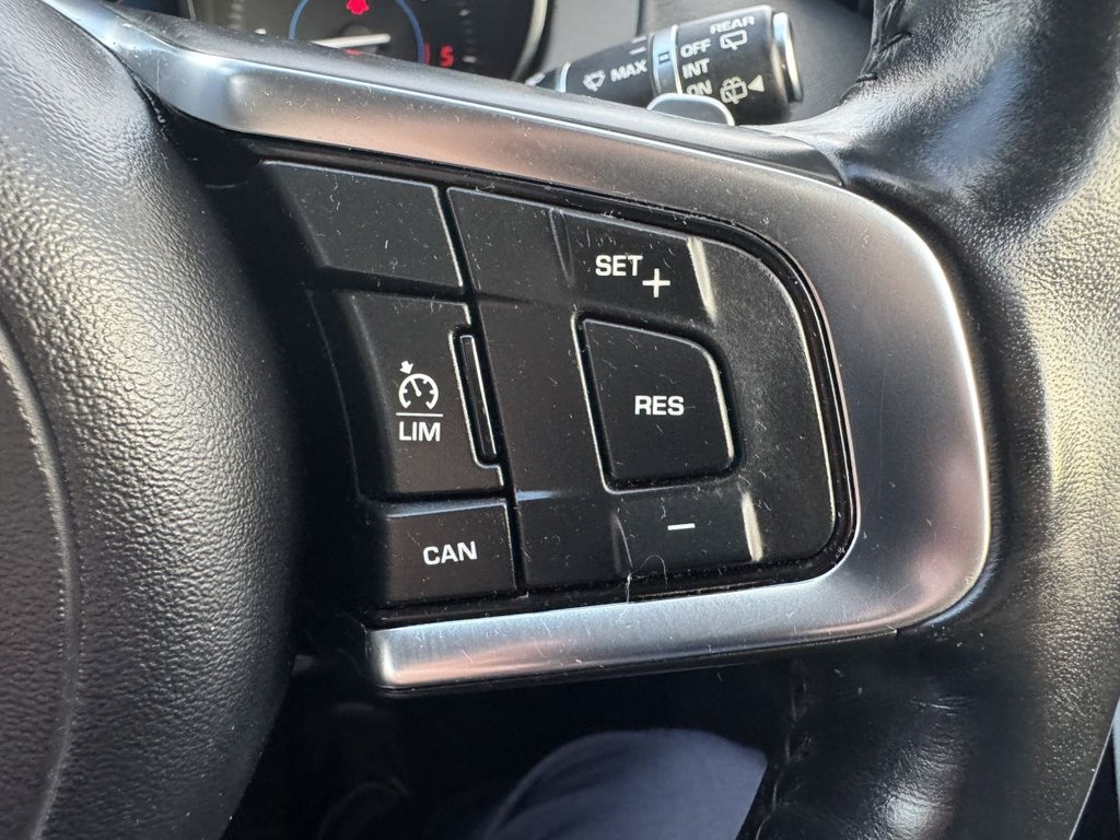 Used Jaguar F-Pace 2018 for sale - 77241572: Photo 24