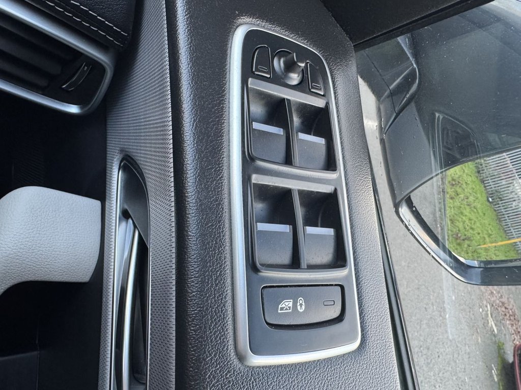 Used Jaguar F-Pace 2018 for sale - 77241572: Photo 28