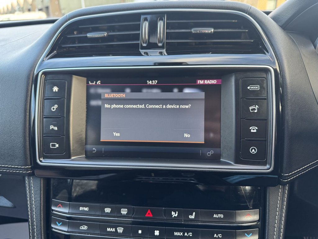 Used Jaguar F-Pace 2018 for sale - 77241572: Photo 36