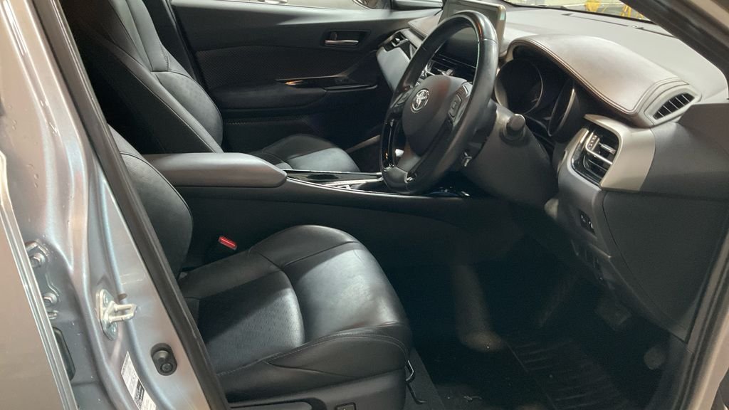 Used Toyota C-HR 2019 for sale - 77153324: Photo 15