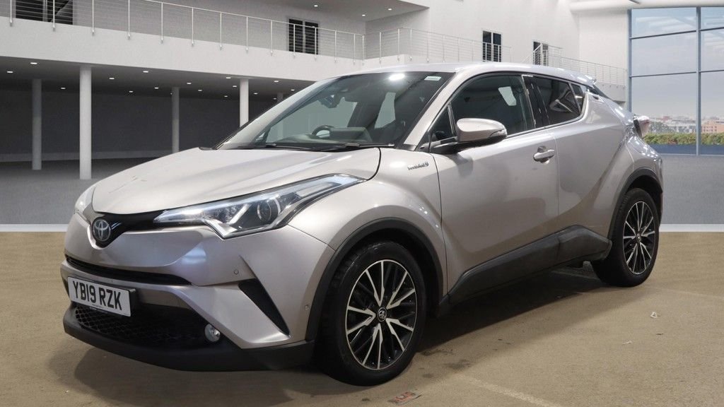 Used Toyota C-HR 2019 for sale - 77153324: Photo 2
