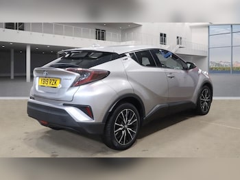 Used Toyota C-HR 2019 for sale - 77153324: Photo