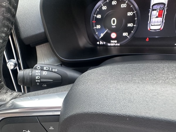 Used Volvo XC40 2019 for sale - 76234349: Photo 22