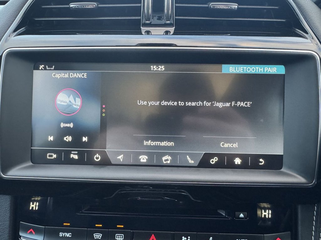 Used Jaguar F-Pace 2019 for sale - 77879620: Photo 42