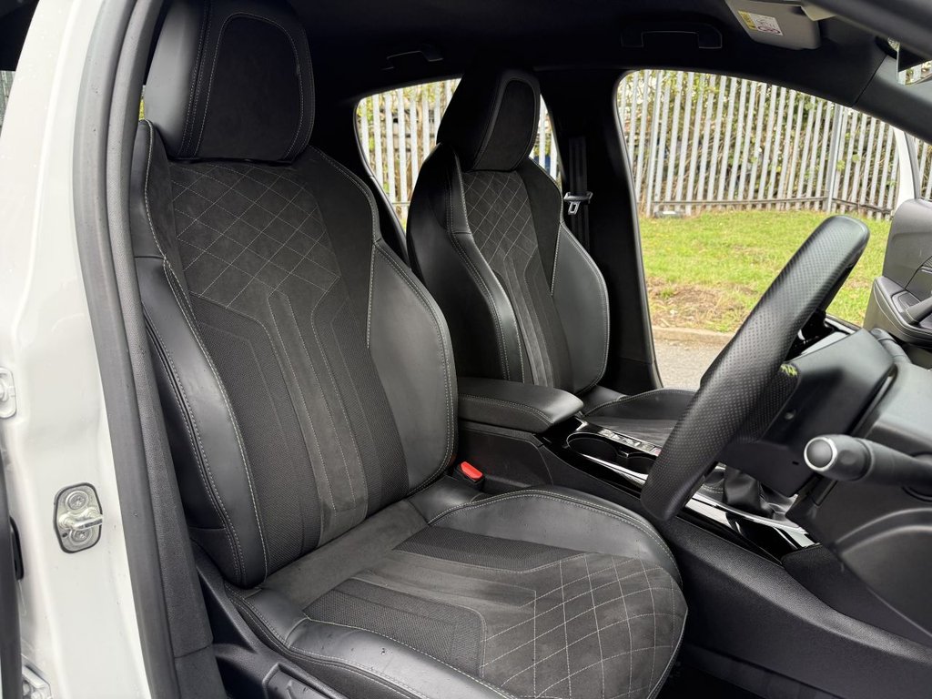 Used Peugeot 208 2022 for sale - 77009687: Photo 13