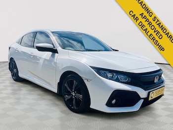 Used Honda Civic 2017 for sale - 76162933: Photo