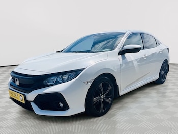 Used Honda Civic 2017 for sale - 76162933: Photo