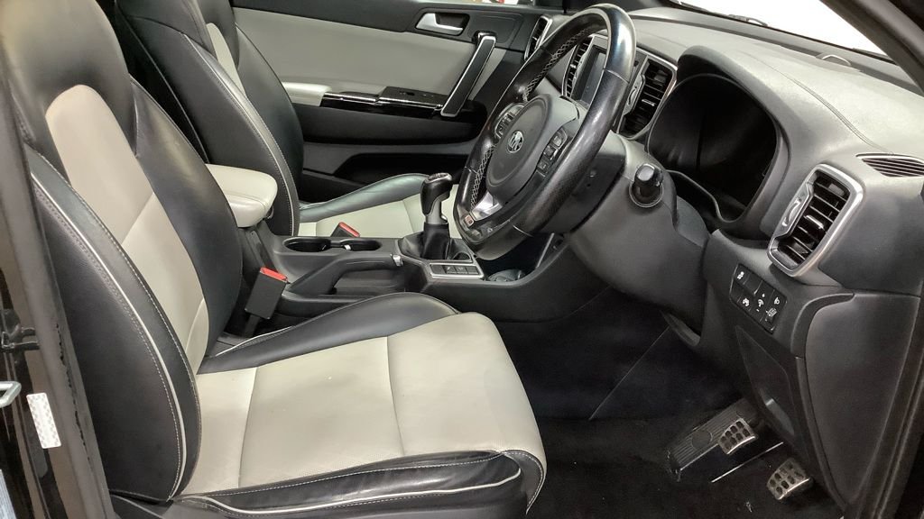 Used Kia Sportage 2018 for sale - 77153490: Photo 15