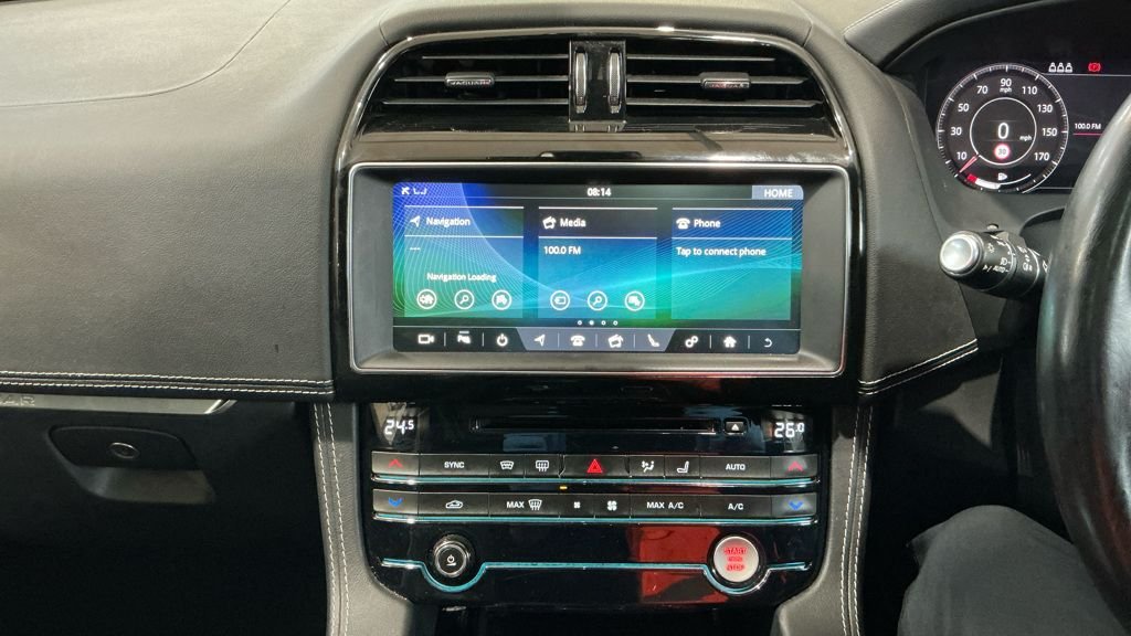 Used Jaguar F-Pace 2020 for sale - 76655267: Photo 17