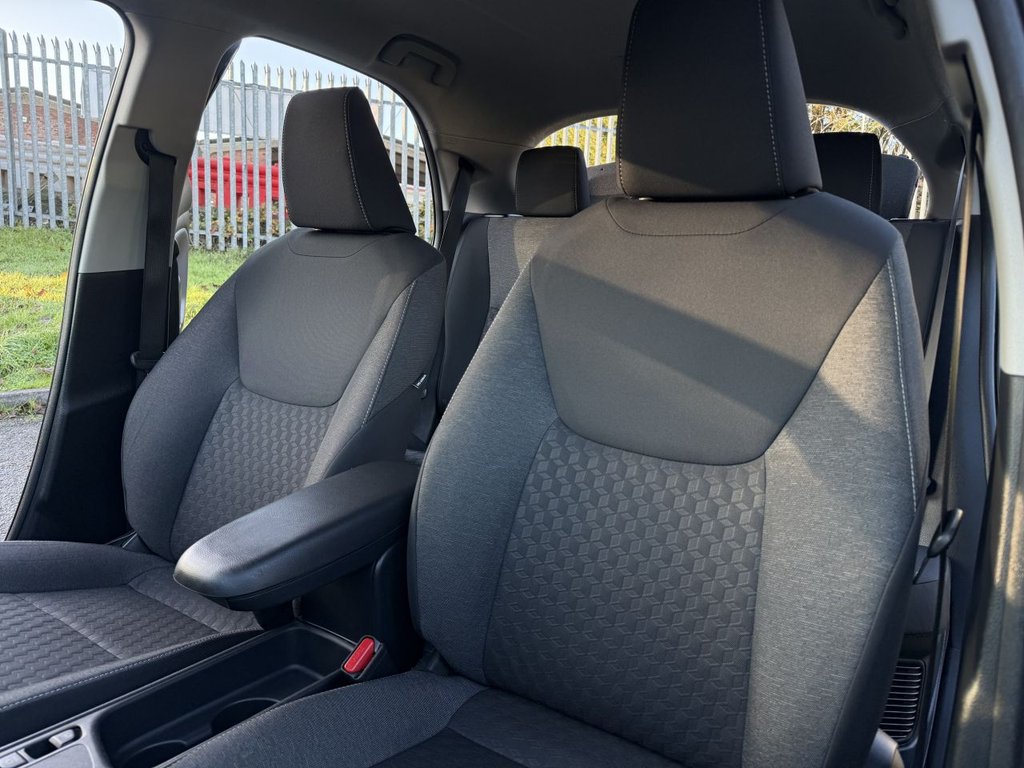 Used Toyota Yaris 2023 for sale - 77009770: Photo 17