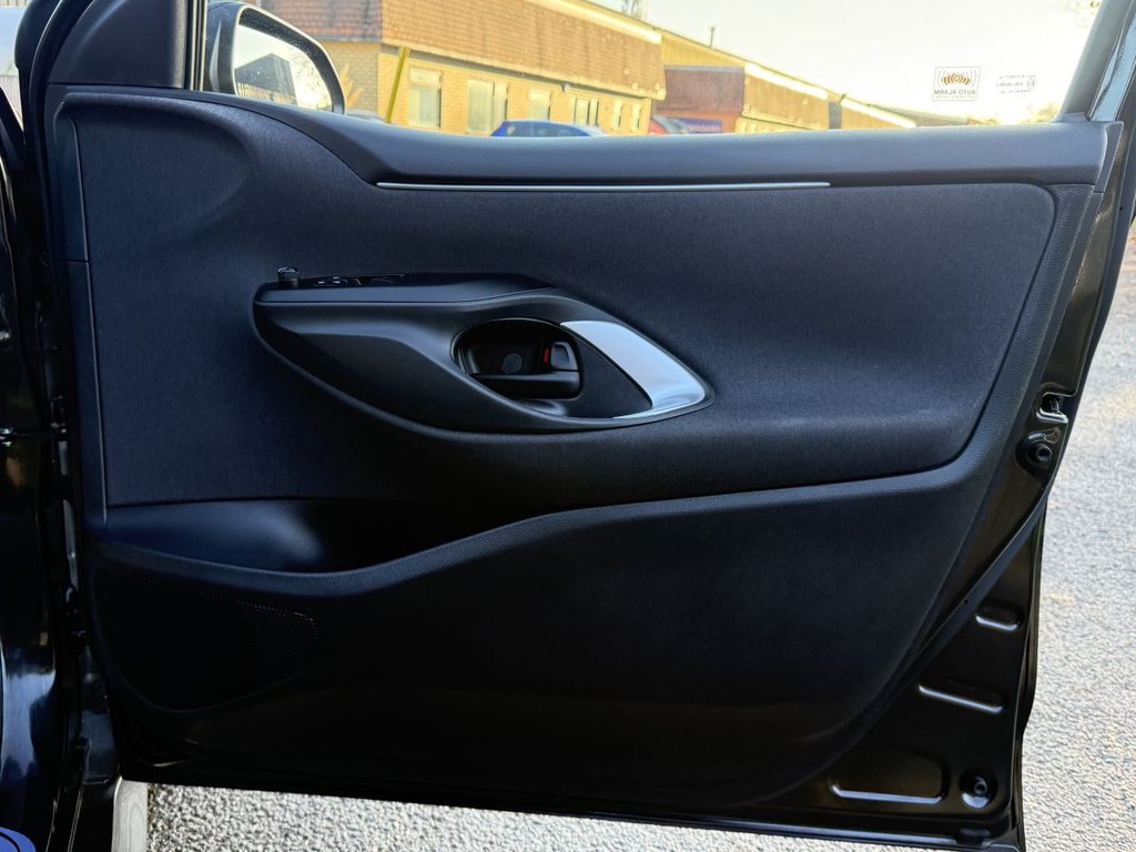 Used Toyota Yaris 2023 for sale - 77009770: Photo 22