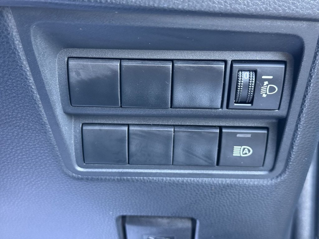 Used Toyota Yaris 2023 for sale - 77009770: Photo 24