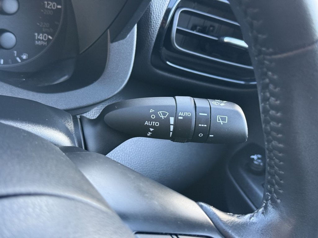 Used Toyota Yaris 2023 for sale - 77009770: Photo 28