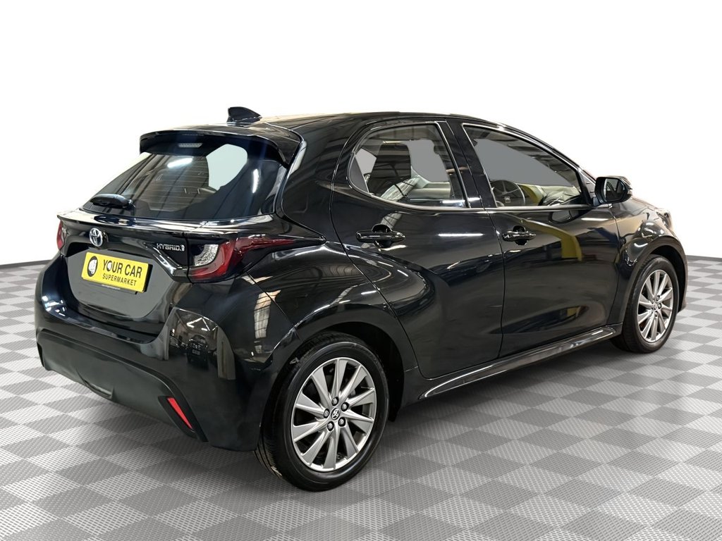 Used Toyota Yaris 2023 for sale - 77009770: Photo 9