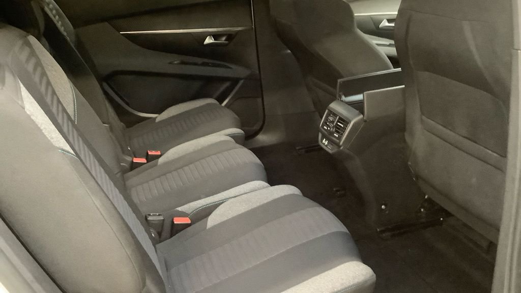 Used Peugeot 5008 2023 for sale - 77009632: Photo 13