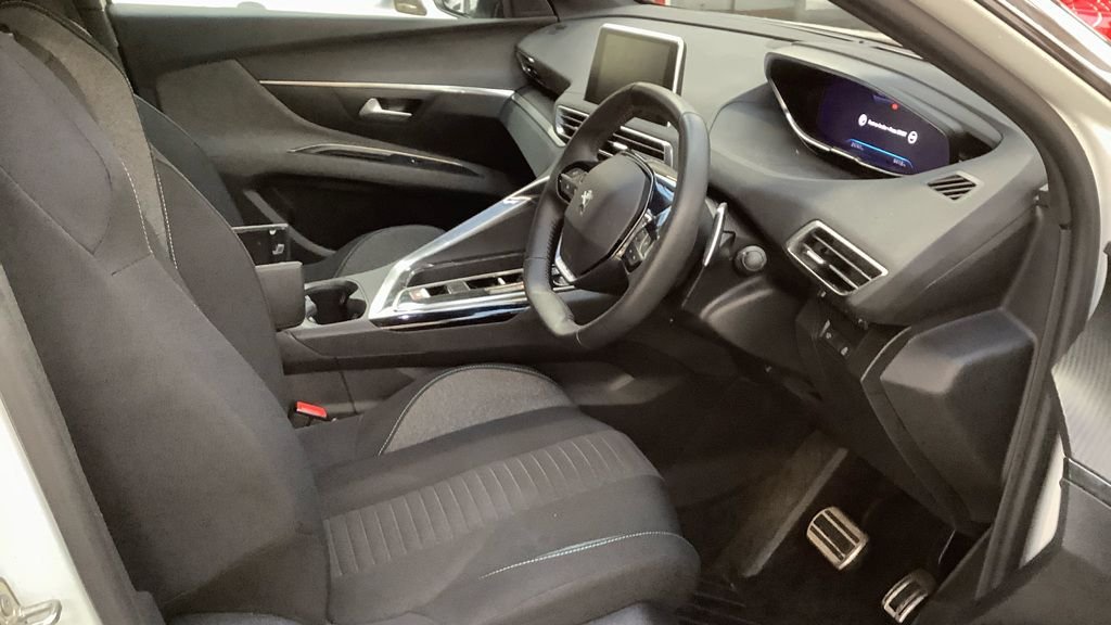 Used Peugeot 5008 2023 for sale - 77009632: Photo 14