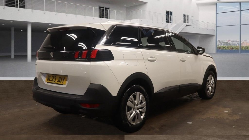 Used Peugeot 5008 2023 for sale - 77009632: Photo 3