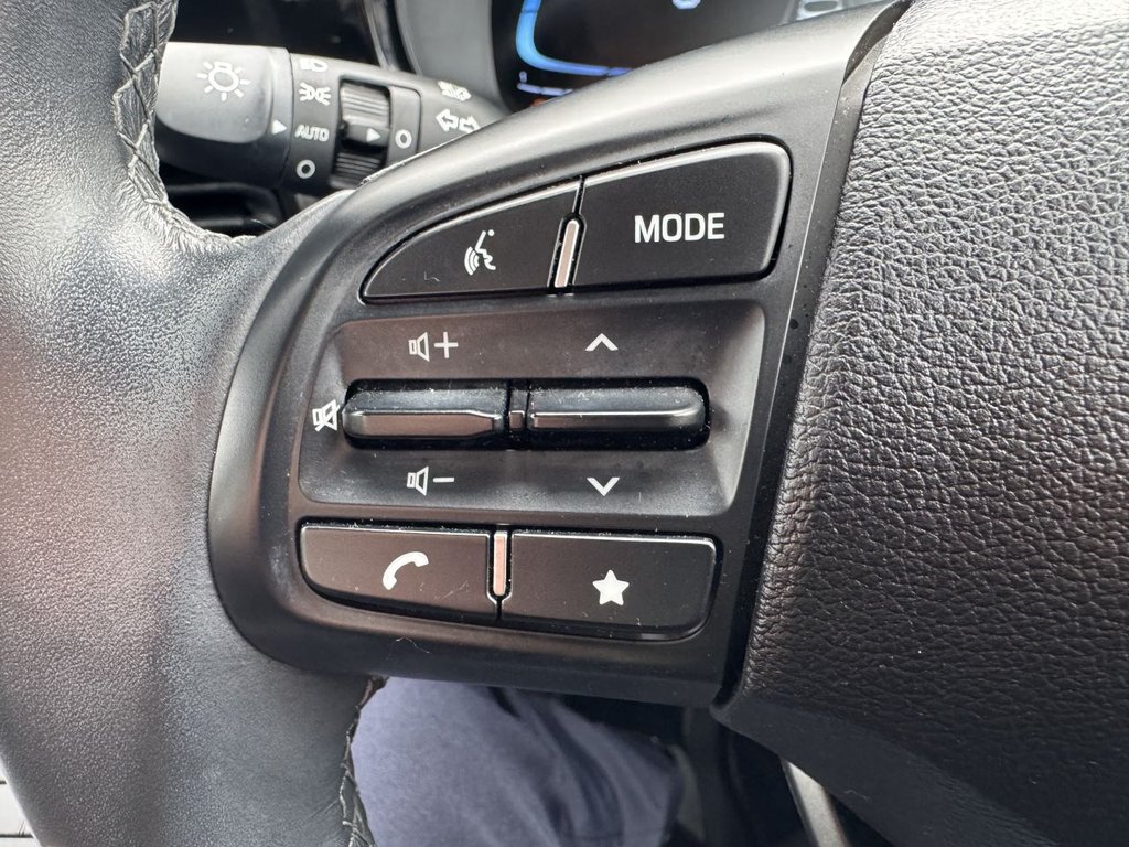 Used Hyundai i10 2023 for sale - 77806143: Photo 24