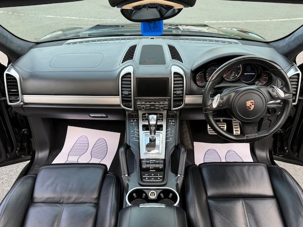 Used Porsche Cayenne 2011 for sale - 76234409: Photo 11
