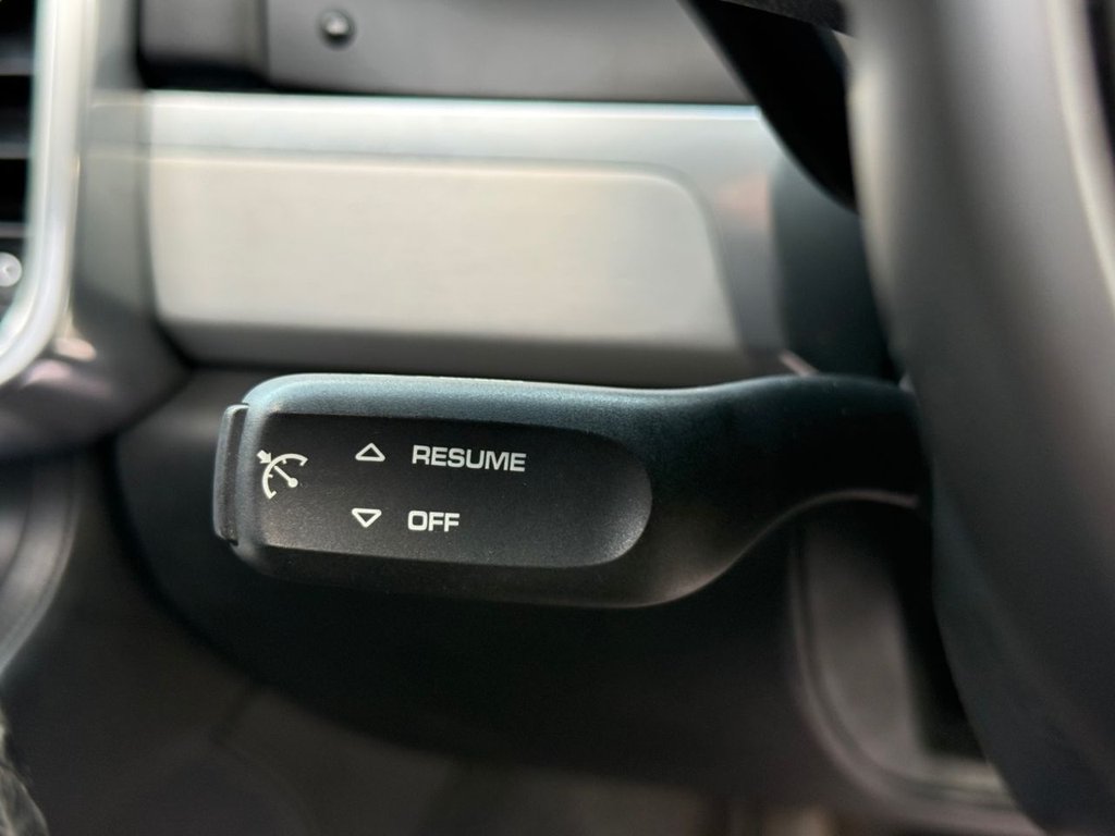 Used Porsche Cayenne 2011 for sale - 76234409: Photo 25