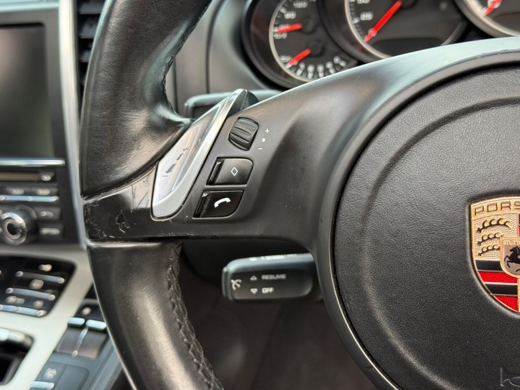 Used Porsche Cayenne 2011 for sale - 76234409: Photo 28