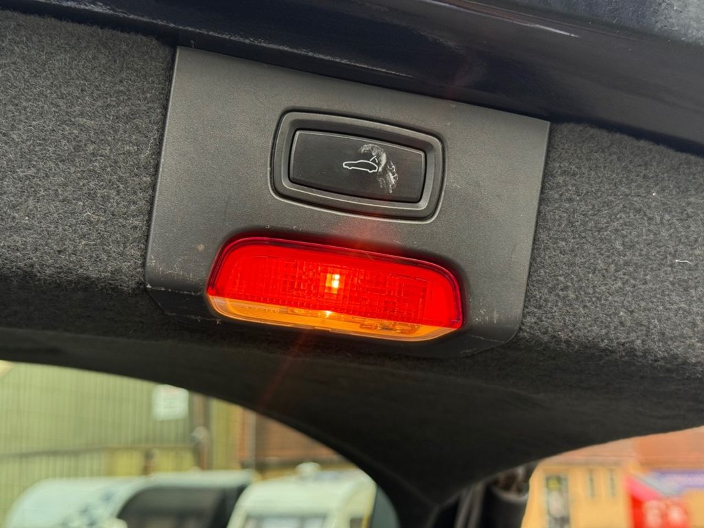 Used Porsche Cayenne 2011 for sale - 76234409: Photo 43