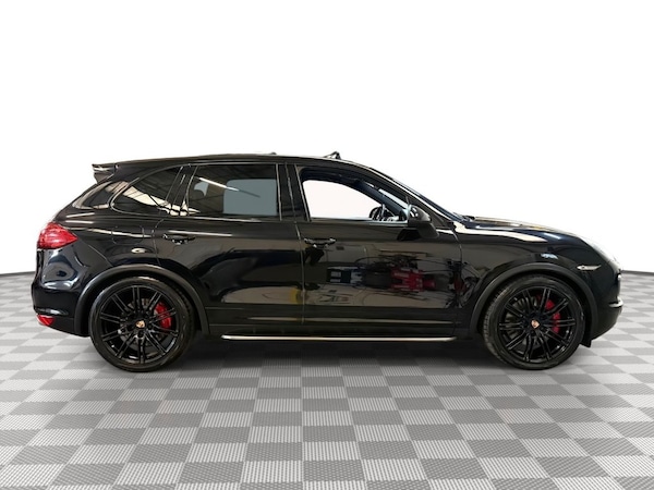 Used Porsche Cayenne 2011 for sale - 76234409: Photo 6