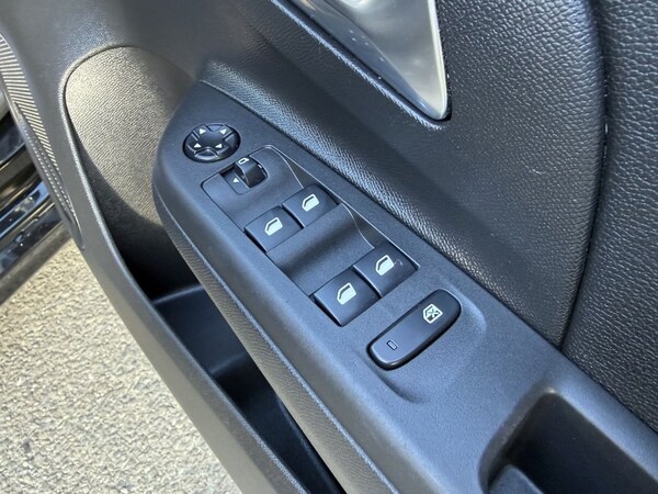 Used Vauxhall Corsa 2021 for sale - 76234401: Photo 13