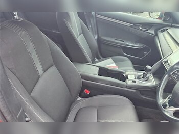Used Honda Civic 2019 for sale - 78805834: Photo
