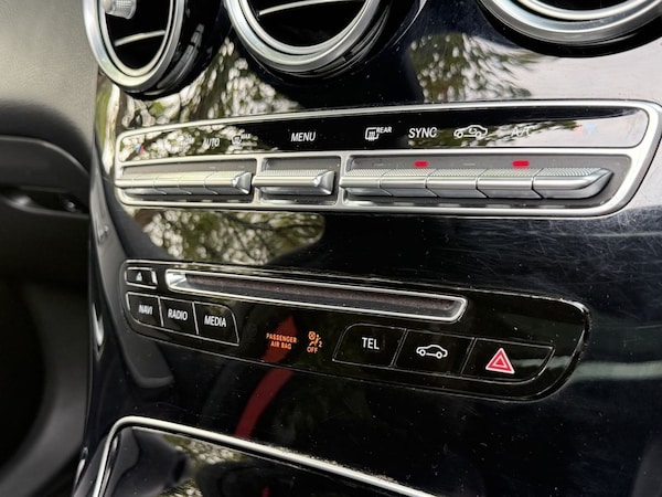 Used Mercedes-Benz GLC 2017 for sale - 76234396: Photo 32
