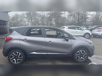 Used Renault Captur 2016 for sale - 77806213: Photo