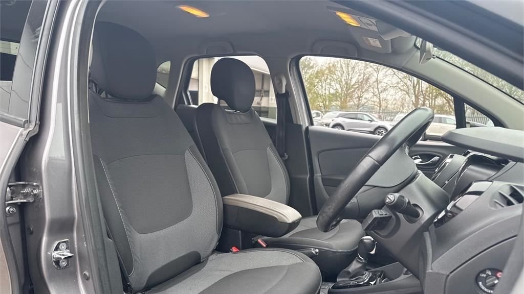 Used Renault Captur 2016 for sale - 77806213: Photo 6