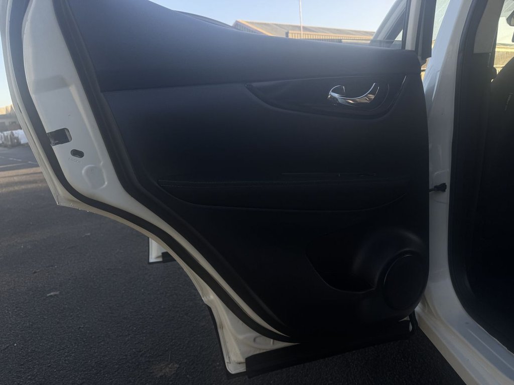 Used Nissan Qashqai 2015 for sale - 77009755: Photo 16