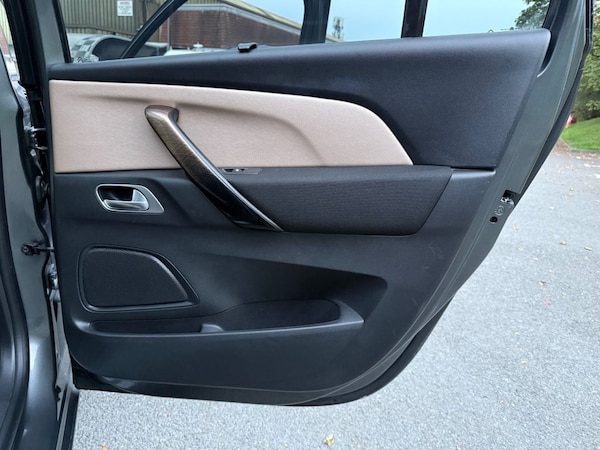 Used Citroen C4 Grand Picasso 2015 for sale - 76234304: Photo 21