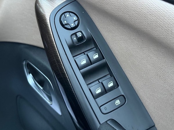 Used Citroen C4 Grand Picasso 2015 for sale - 76234304: Photo 27