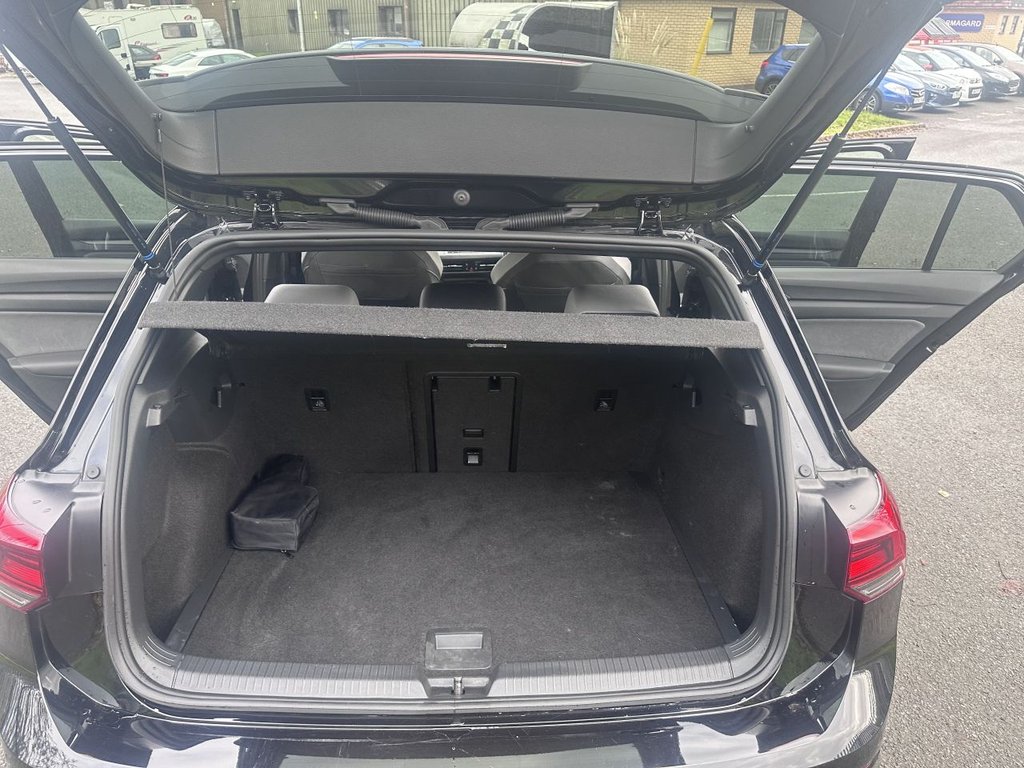 Used Volkswagen Golf 2021 for sale - 77009784: Photo 18