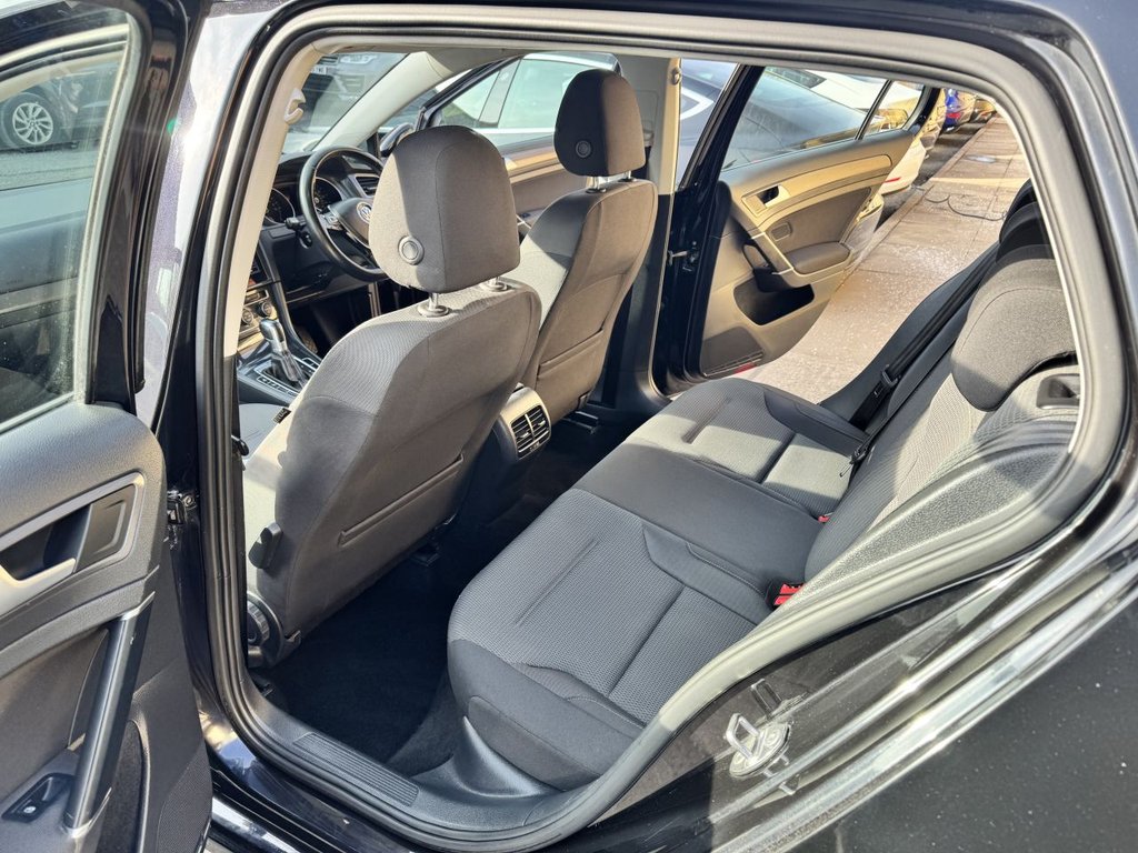 Used Volkswagen Golf 2018 for sale - 76617324: Photo 14