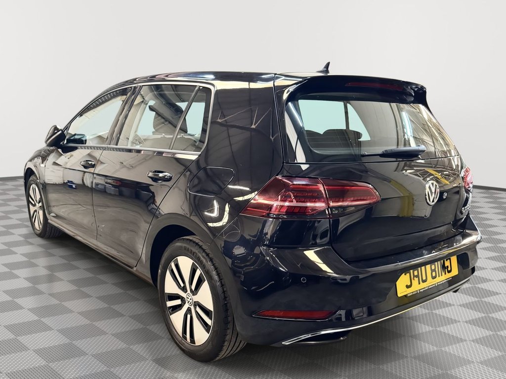 Used Volkswagen Golf 2018 for sale - 76617324: Photo 9