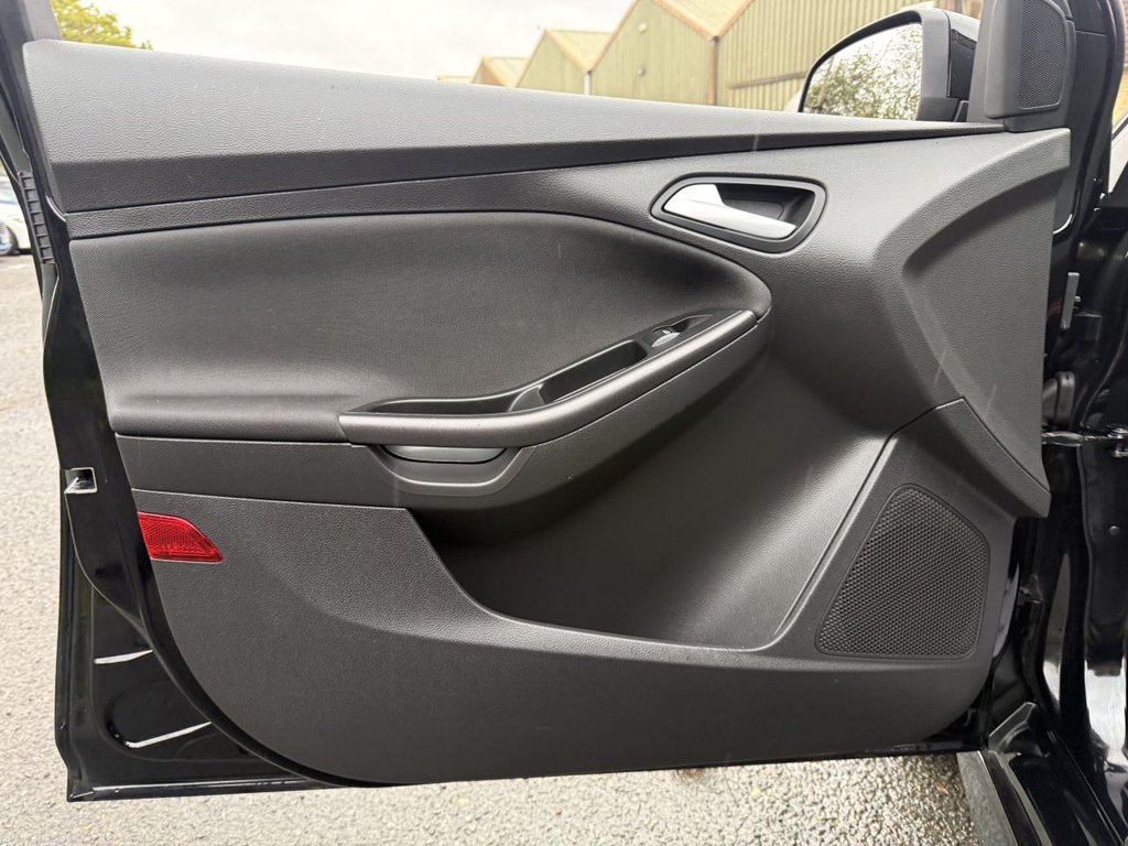 Used Ford Focus 2017 for sale - 76654401: Photo 16