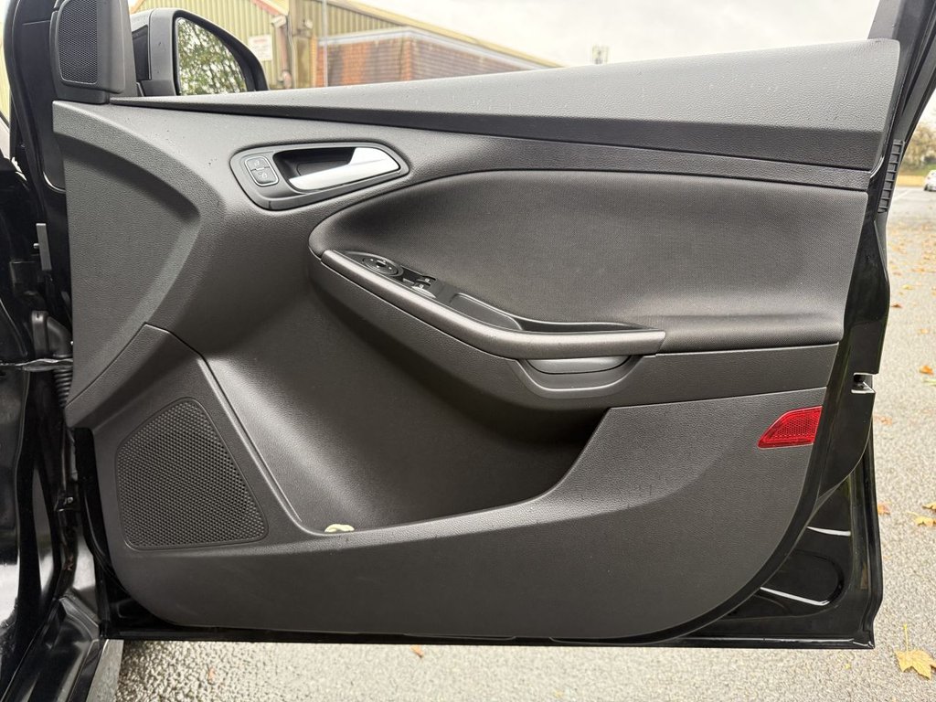 Used Ford Focus 2017 for sale - 76654401: Photo 20