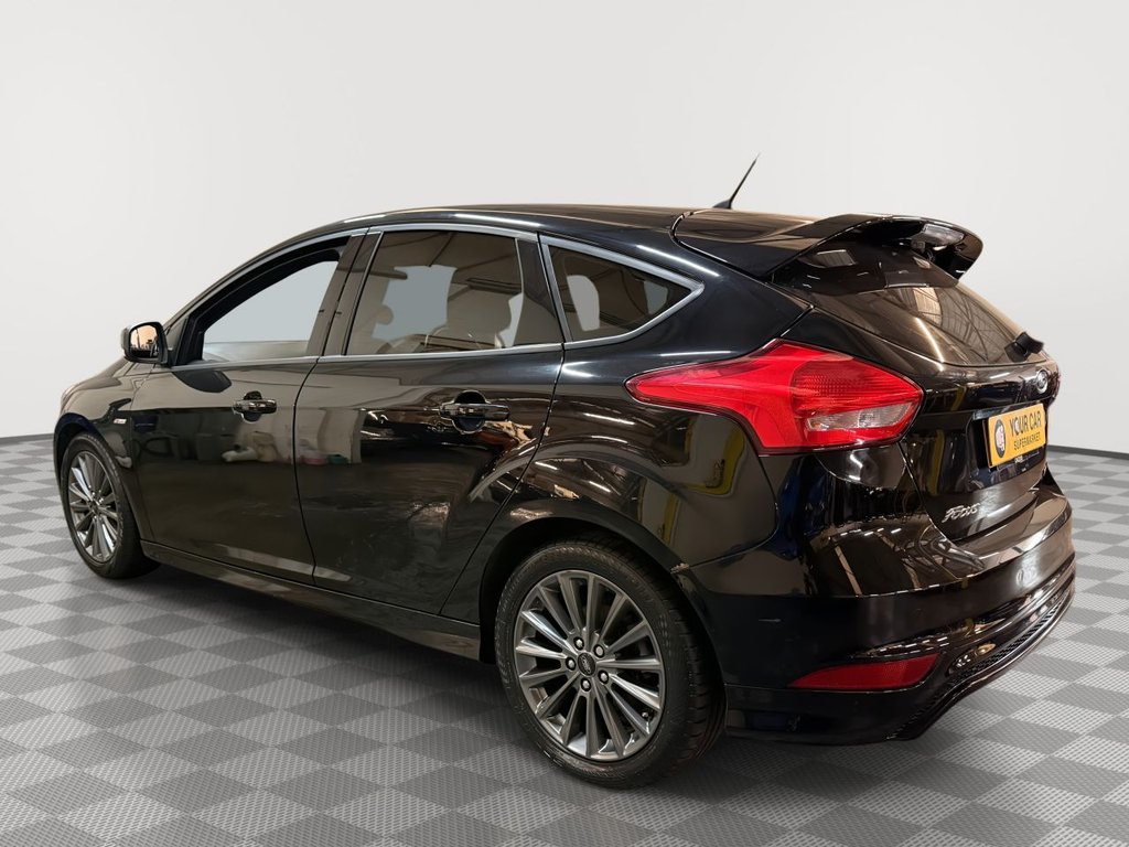 Used Ford Focus 2017 for sale - 76654401: Photo 8