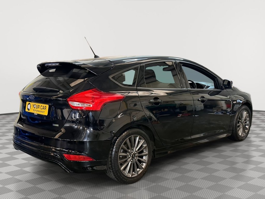 Used Ford Focus 2017 for sale - 76654401: Photo 9