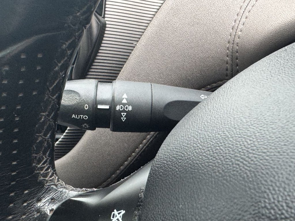 Used Peugeot 2008 2015 for sale - 77009781: Photo 24