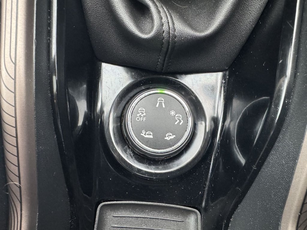 Used Peugeot 2008 2015 for sale - 77009781: Photo 28