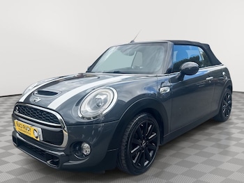 Used MINI Convertible 2017 for sale - 79506922: Photo