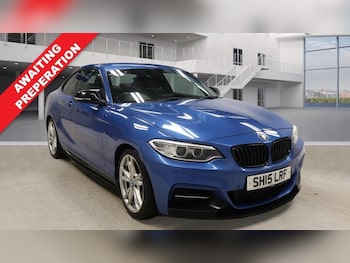 Used BMW 2 Series 2015 for sale - 77009644: Photo