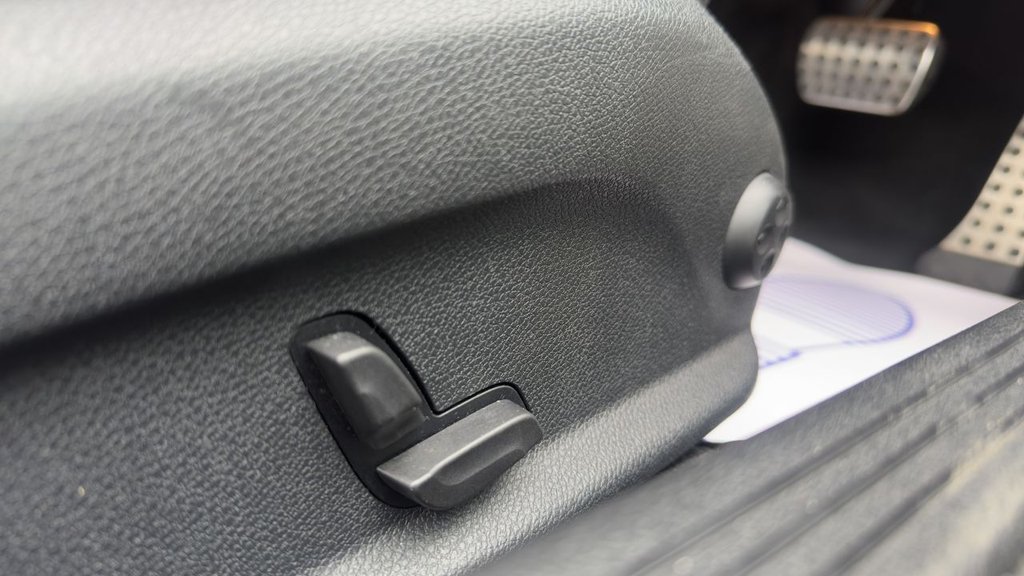 Used Mercedes-Benz C Class 2019 for sale - 77890874: Photo 38